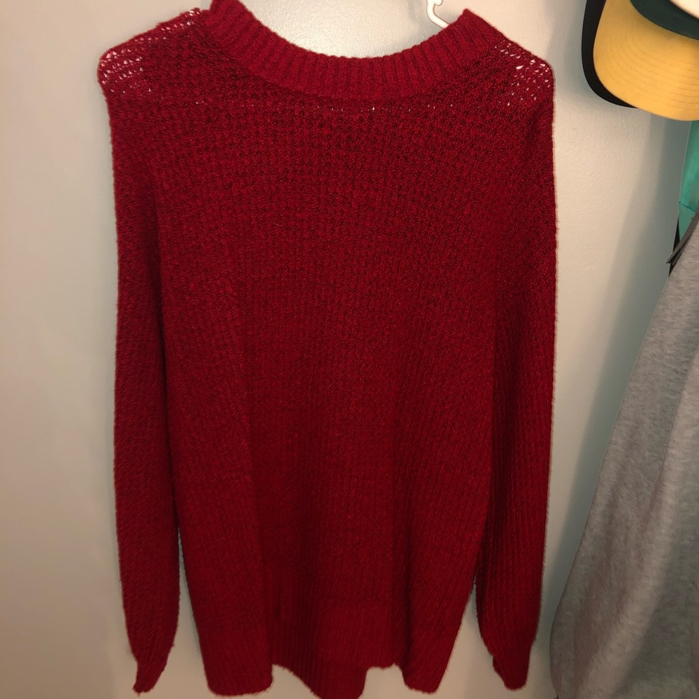 American Eagle sweater